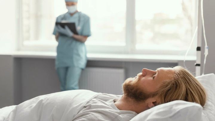 Еле стоял на ногах после одной кружки: этот внезапный симптом может говорить об онкологии