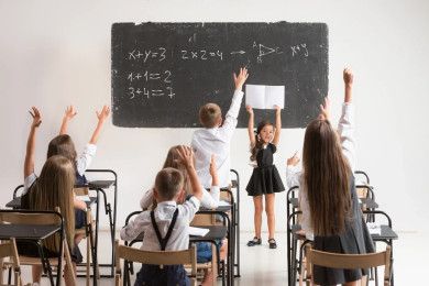 Как получить выплаты к школе в 2025 году? Информация для родителей