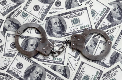 Пенсионерка из Москвы отдала мошенникам 5 кг золота и более 63 млн рублей