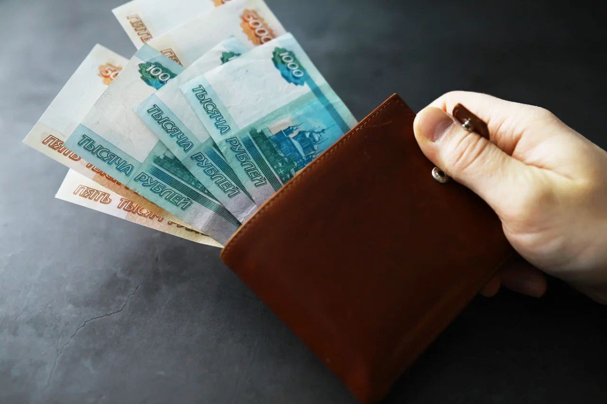 Липчанам напомнили, какие выплаты можно получить к 1 сентября