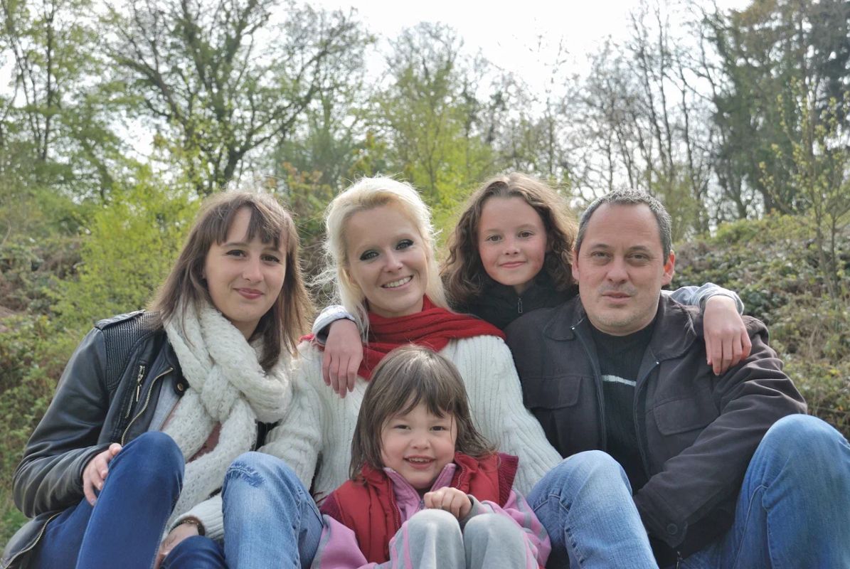 В РФ хотят штрафовать супругов за измены и уход из семьи