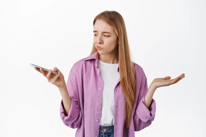 Курян предупредили: мошенники похищают деньги через приложение для ускорения записи к врачам 