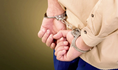 Все могут короли: люди из власти, которых обвиняли в изнасилованиях